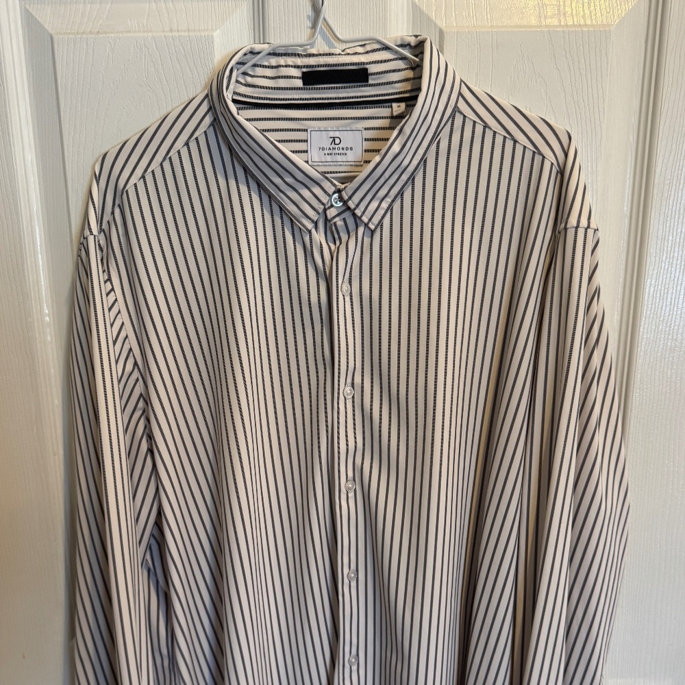 7 DIAMONDS Men's Long Sleeve Button Down Shirt Size XL 4 Way Stretch